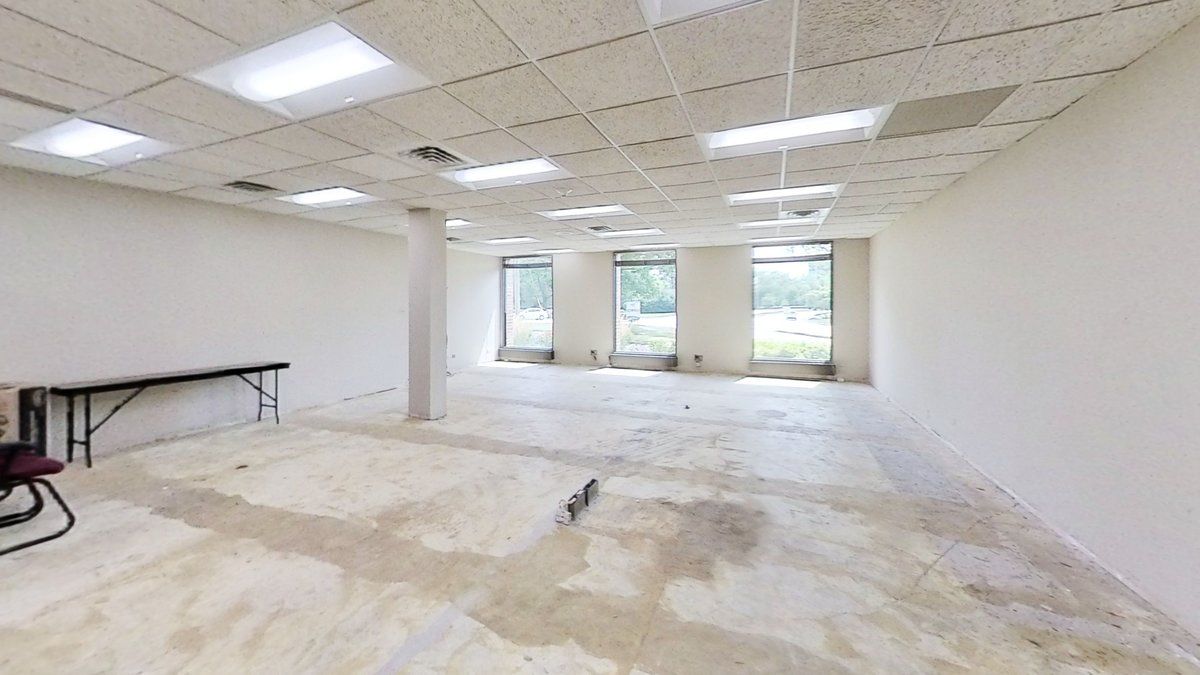 Oak Brook Office Suites: 1550 Spring Road, Oak Brook, IL 60523